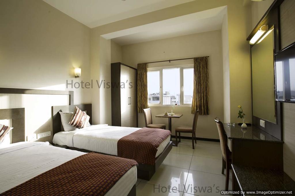 Hotel Viswas Тіруппур Номер фото